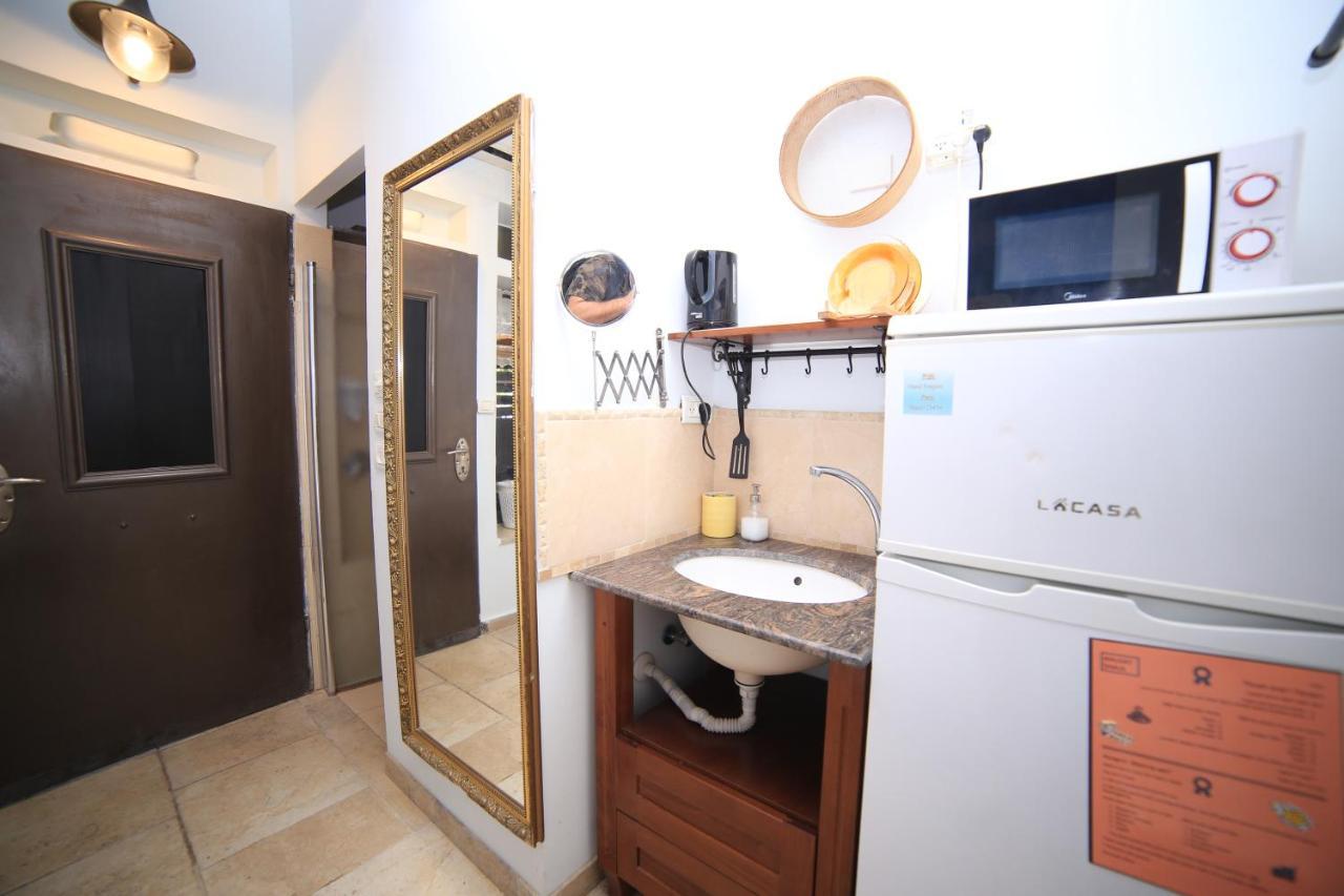 Ahuzat Shaul - Studio Hotel Hadera Kültér fotó