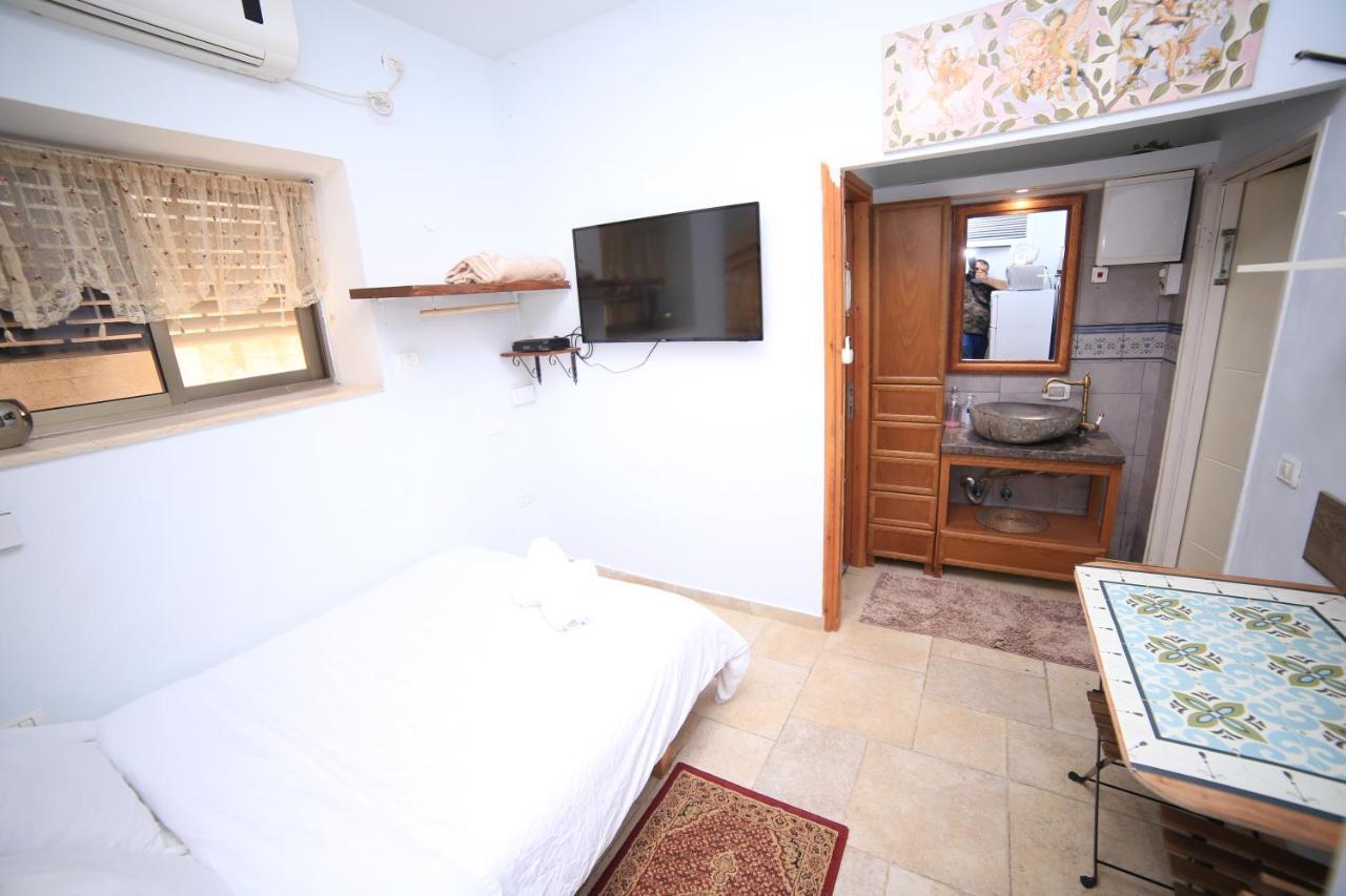 Ahuzat Shaul - Studio Hotel Hadera Kültér fotó