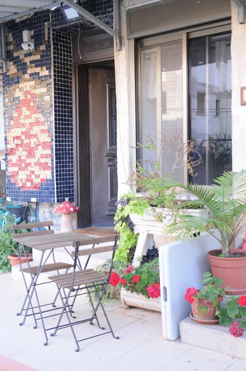 Ahuzat Shaul - Studio Hotel Hadera Kültér fotó