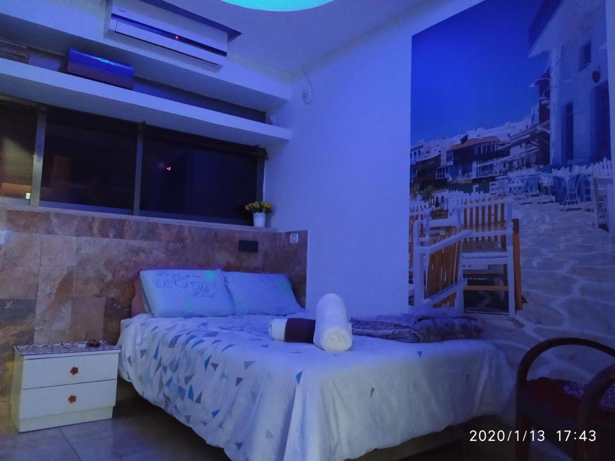 Ahuzat Shaul - Studio Hotel Hadera Kültér fotó